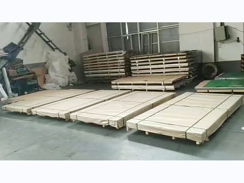 無錫305不（bú）鏽鋼（gāng）帶